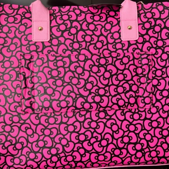 Hello Kitty Sanrio Travel Tote Crossbody Bag Luggage Tag 3 Piece Set NWT - Picture 4 of 10